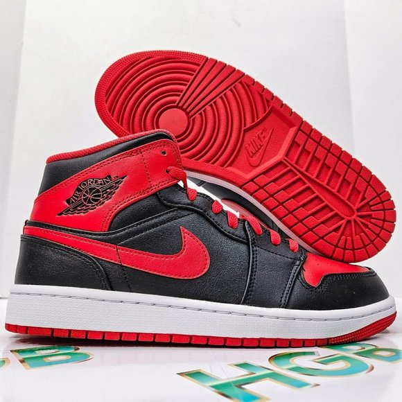 Air Jordan 1 Mid Men's Shoes.